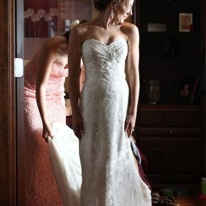 Ivory lace silk wedding dress